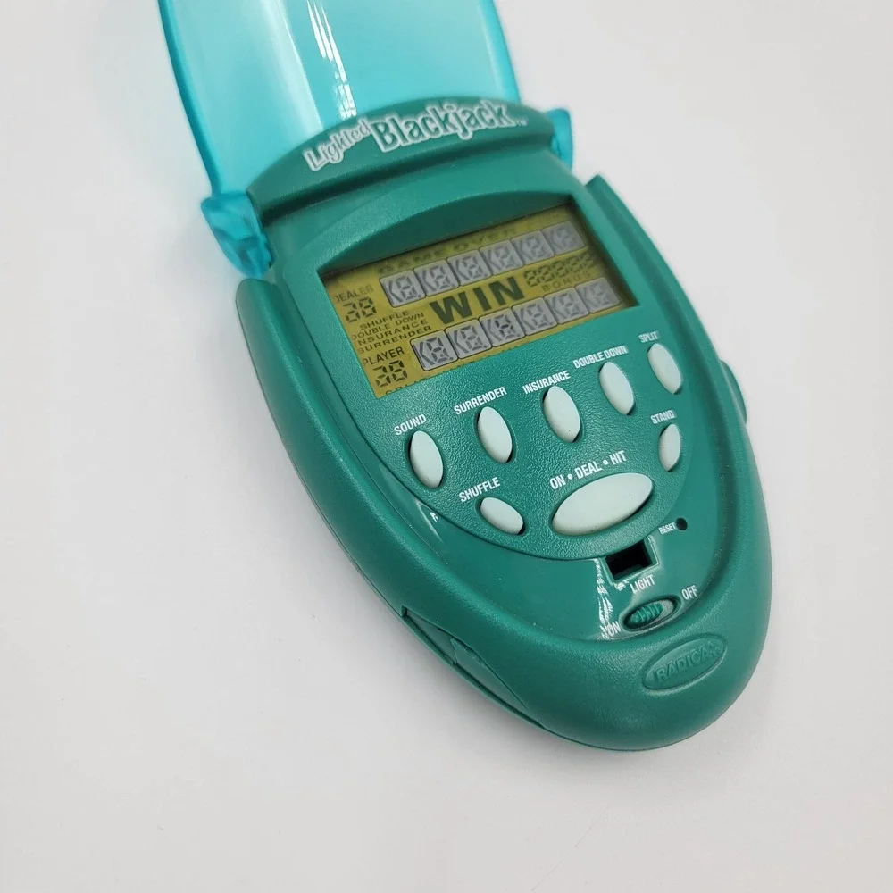 Radica Lighted Blackjack‎ Flip-Top Electronic Handheld Game
